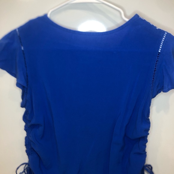 Cute Embroidered Top | Medium - Picture 7 of 9